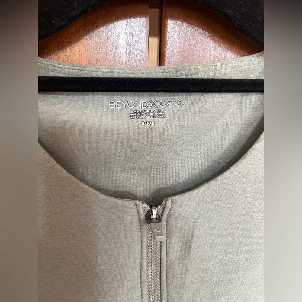 Beyond Yoga - spacedye moveup mini dress grey sage - Picture 5 of 12